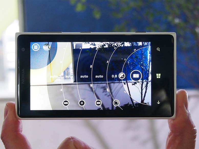 Lumia 1020 screen